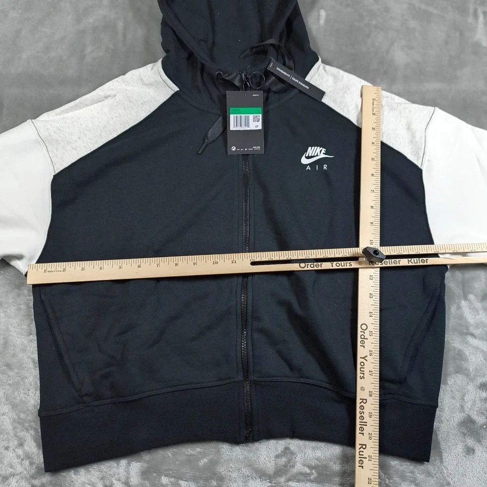Nike sportswear air